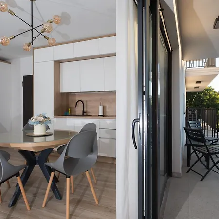 アパート Herc ザダル