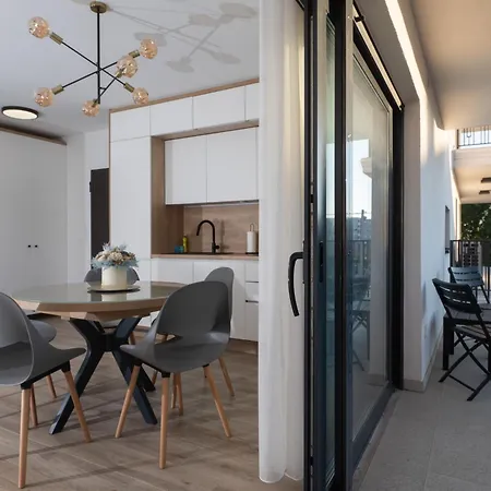 Herc Apartment *