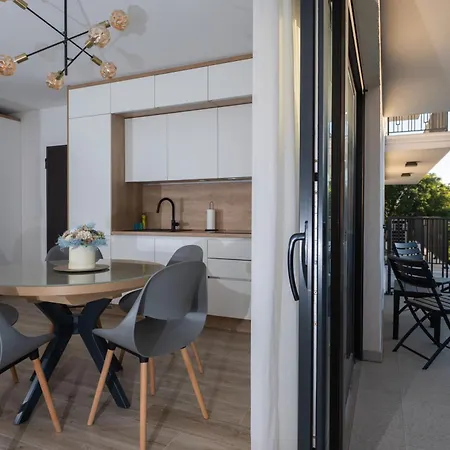 Herc Apartment *